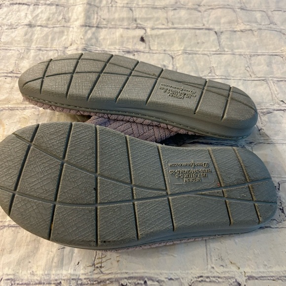 DEARFOAMS TERRYCLOTH CUSHION THONG STYLE LAVENDER SLIPPERS WOMEN’S SIZE M(7-8) - Picture 5 of 8